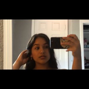 Meet your Posher, Xently